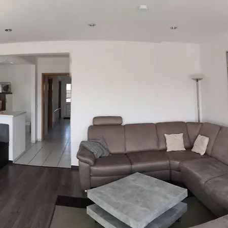 בית נופש Modern Ausgestattetes Mit Terrasse By Interhome ברגן