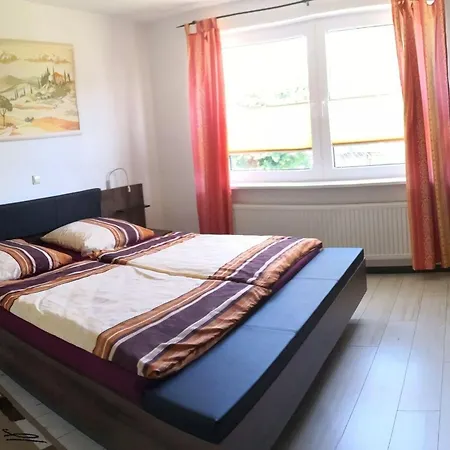 בית נופש Modern Ausgestattetes Mit Terrasse By Interhome