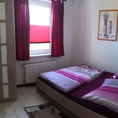 Modern Ausgestattetes Mit Terrasse By Interhome *