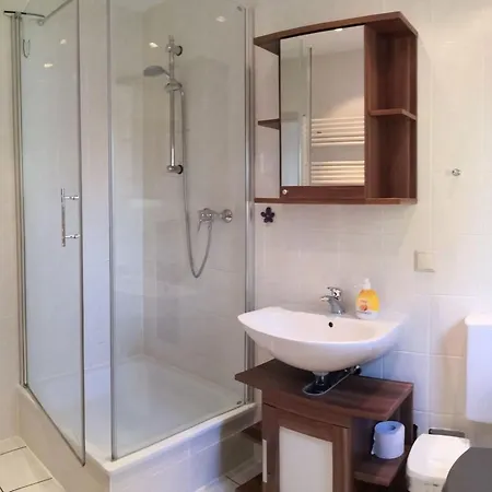 Modern Ausgestattetes Mit Terrasse By Interhome * ברגן